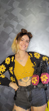 Load image into Gallery viewer, LOVE ME LOU BRALET FREE CROCHET PATTERN
